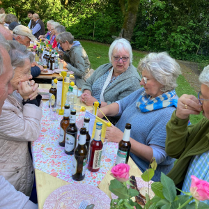 Maiandacht mit Grillen im Propsteigarten